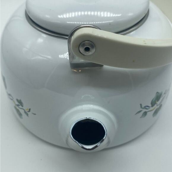 Vintage Ivy Teapot - Picture 5 of 8